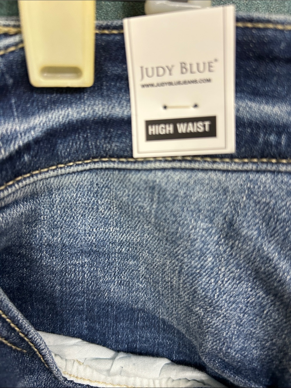 NWT 1X Judy Blue Distressed Dark Blue Denim Shorts with Frayed Hem - Picture 3 of 7
